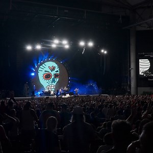 386 reactions · 92 shares | A quick sneak peek as to what to expect from Friday's Offspring concert with Simple Plan and Sum 41  Do you have your tickets yet? Don't miss it! ️ https://livemu.sc/45oNEqF | The Pavilion at Star Lake | Facebook