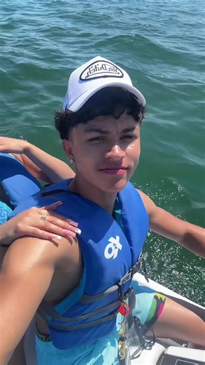 k💋 (@kkia17_)’s videos with TOPIA TWINS - Travis Scott