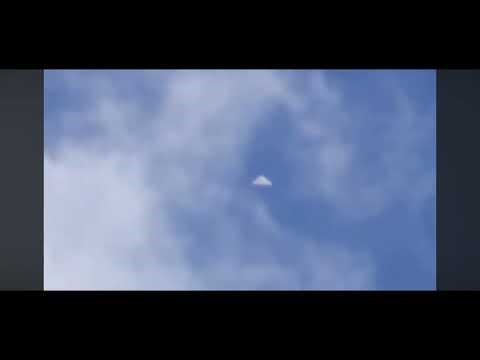 TR -3B or triangle UFO and instantaneous acceleration (2013)