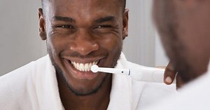 Oral-B Electric Toothbrush Review 2024: Which Is the Best for You? - Dentaly.org
