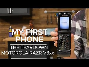 My First Phone: The Teardown (Motorola RAZR V3xx)