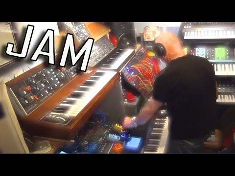 Berlin School style live jam Behringer MS-5 Odyssey Minimoog Moog Grandmother Korg Triton 'freak