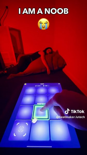 #2705V25 Create beats online with free beat maker