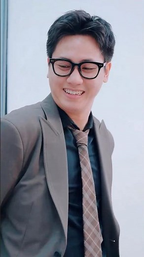 The Teacher Was Too Smart… No Phones Made It Into the Classroom ✨ #liam #zunizuni