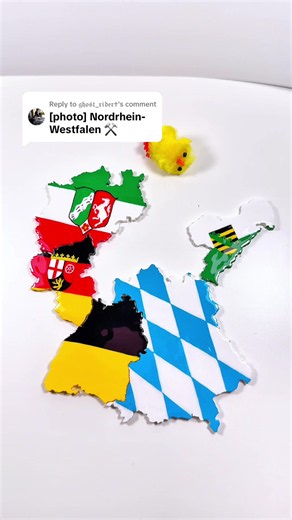Replying to @𝔤𝔥𝔬𝔰𝔱_𝔯𝔦𝔡𝔢𝔯♱ Malen der Flagge von Nordrhein-Westfalen, Deutschland, auf einem 3D-gedruckten Puzzle#worldwide #puzzle #map #deutschland #flag