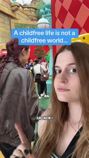 Childfree Perspective at Kid-Friendly Theme Parks