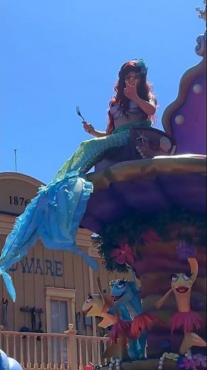 🧜‍♀️Ariel in her Mermaid Form at Magic Kingdom - Festival of Fantasy Parade