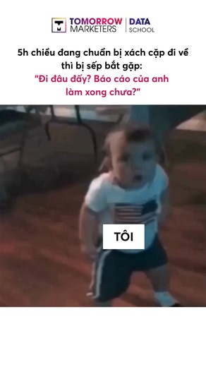 Vì sao mỗi lần làm báo cáo, bạn phải chỉnh sửa đến chục lần mà sếp vẫn nói “Anh chưa hiểu em đang phân tích cái gì?” Bạn dành cả tuần để xử lý dữ liệu, thức đêm để kiểm tra từng con số, trau chuốt từng bảng biểu. Nhưng đến khi trình bày, thứ bạn nhận được không phải là cái gật đầu mà là câu hỏi đầy bất lực của sếp: “Báo cáo này rối quá. Tóm lại em đang muốn phân tích cái gì?”. Thực tế, vấn đề không nằm ở việc bạn thiếu dữ liệu, mà nằm ở cách bạn xây dựng và diễn giải báo cáo: 👉 Bạn đang đưa ra 