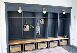 Mudroom Lockers - How we built them from scratch!