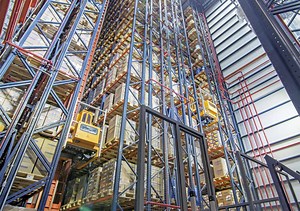 Stacker cranes: which type is best for your warehouse?