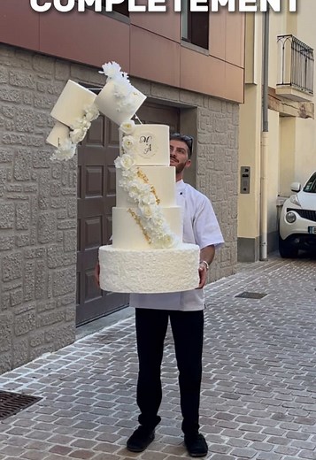 Gâteau factice renversable pour réaction invités - comment le fabriquer