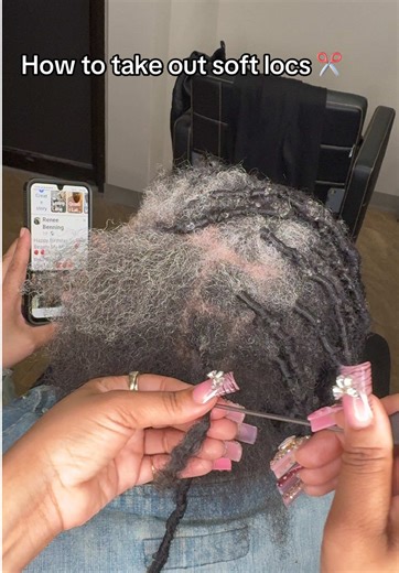 Here a video on how to take out soft locs! I know a lot of people get traumatized with soft locs because of the take down. So here’s a step by step video of how to remove them 😬 #howtotakeoutfauxlocs