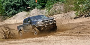 2017 Chevrolet Colorado ZR2 Crew Cab V-6