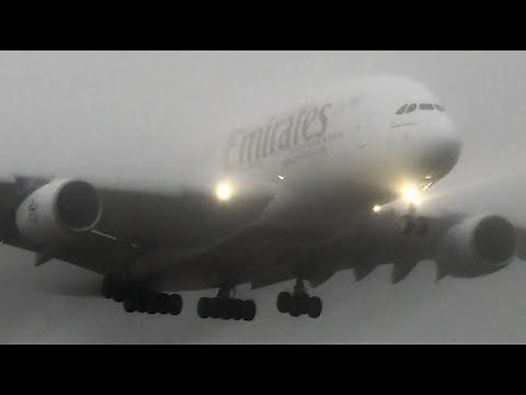 EXTREME WET WEATHER | Heavy Aircraft Landing & Taking off during Melbourne's SUPER STORMS