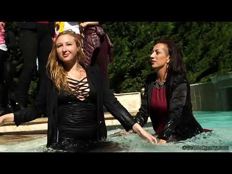 T1000 Wetlook Party Trailer