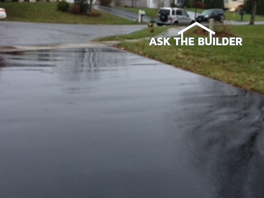 Tips on Sealing New and Old Blacktop Driveways