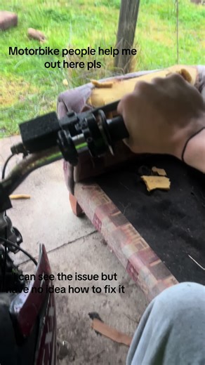 New to Motorbikes: Throttle Cable Issue - How to Fix It