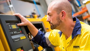 Weekly air compressor preventive maintenance checks - KAESER Know How blog