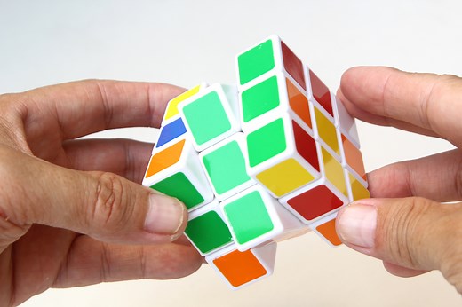 How to Make a Rubik's Cube Turn Better (with Pictures) - wikiHow