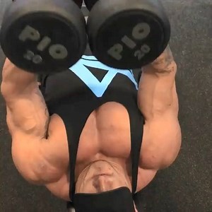 17K views · 60 shares | One of my favorite exercises to get thickness in my chest is the hex press! Perfect exercise to end of a proper chest session to failure Chest Monday went like this : 4 x 15 chest press machine 4 x 15 incline chest press machine# 4 x 15 dumbbell flies 4 x 15 smith machine incline press 4 x 15 cable flies 4 x 15 hex press jacodebruyn.com Online coaching now available | Jaco de Bruyn. | Facebook