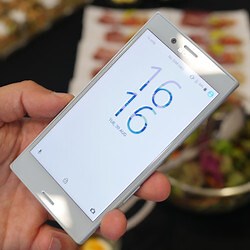 Sony Xperia X Compact hands-on
