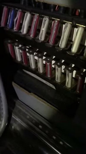 1989 560sl Mercedes Benz fuse box location