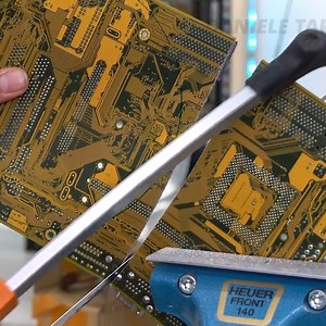 2.1M views · 10K reactions | How To Make A Clock with A Motherboard | DIY & Crafts | Facebook