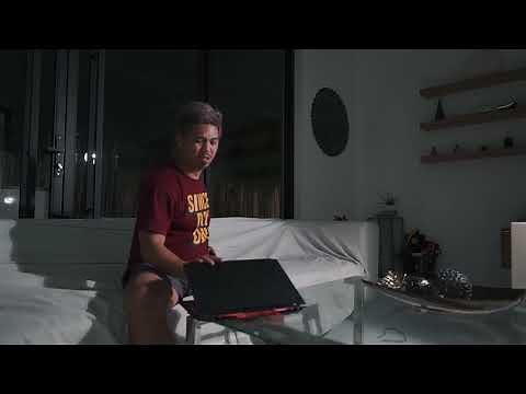 Guy closes laptop and cries (reuploaded for higher quality)