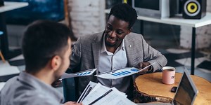 Best 14 Data Analytics Training Courses [2025 Edition]