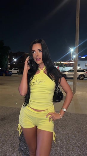 Bellingham Night Routine: Lip Syncing with a Valet