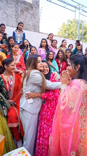 Talented Ritu Insan on Instagram: "❤️Mehnat, creativity aur confidence—sab ek frame mein🌸 👉 New Batch Start From 01 January 2026 👉For Registration 🔗 Link in Bio😊 #talentedrituinsan"