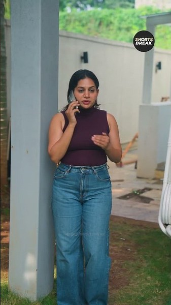 Battery badi hai magar, ladai usse bhi badi ho gayi 😭🔋 #shortsbreak #realme ‪@realmemobiles‬