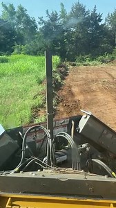 137K views · 108 reactions | Cutting house pads with the @skeersystem Pro Plus grading blade  There’s nothing quite like this attachment when it comes to precision PLUS toughness. : @ty_longnecker #skidsteer #skidsteerattachments #skidsteers #grading #construction #housepad #dirtwork #earthworks #skeer #siteprep #constructionequipment | Skid Steer Solutions | Facebook