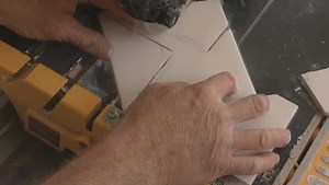 Tiling Bathroom Walls: Diagonal Tiles - Fine Homebuilding