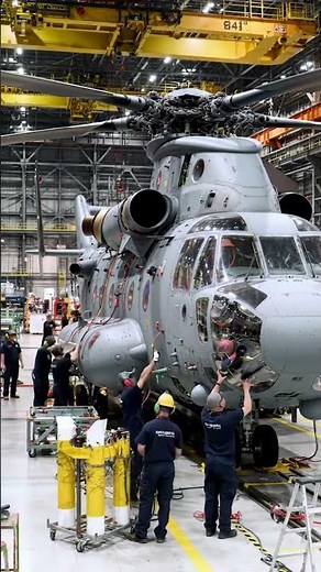 World’s Largest Attack Helicopter Built in 4k