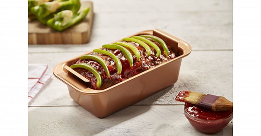Want non-stick baking? In the Copper Chef Perfect Loaf Pan, fresh homemade bread and cakes are fast and easy. 360° Air Crisp Circulation means every recipe bakes evenly to golden-brown perfection. | Copper Chef