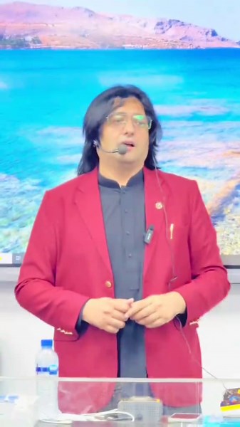 📱 Mobile Repairing Course – Complete Hardware & Software Training Our Mobile Repairing Course is designed for beginners and professionals who want to build a successful career in the mobile phone repair industry. This course covers complete hardware, software, tools operation, troubleshooting, and practical board-level work. Students learn step-by-step on real mobile phones with hands-on practice. ⸻ 🔧 What You Will Learn Hardware Section \t•\tIntroduction to mobile components \t•\tSMD componen