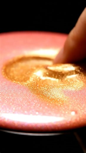 Hypnotic Color-Shift Paint ASMR ✨ So Satisfying