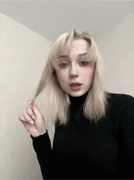 SmileModel (@smilemodel)’s videos with ARISTOCRAT - MORGENSHTERN