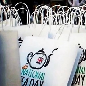 13 reactions | Let's gather together in solidari-tea! Now, everyone...