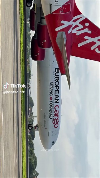 European Cargo A340-600 Take Off Experience