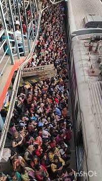 Mumbai local rush |Local Train crowd Mumbai
