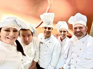 Making Truffles at the Lindt Chocolate Studio at the V&A Waterfront – Boring Cape Town Chick