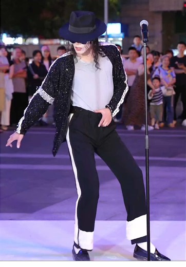 Michael Jackson moonwalk dance — Billie Jean moonwalk tutorial