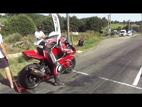 Départ course de côte moto