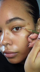 7.2K views · 49 reactions | The ultimate NYE eye look ✨睊 Winged liner made easy with the KJH #22 brush  inspired by nail artist tools, it's the perfect brush to create intricate, detailed line work  Be sure to save this to recreate this nye! 壟  IG: bexcxmpbell https://www.spectrumcollections.com/collections/katie-jane-hughes | Spectrum Collections | Facebook