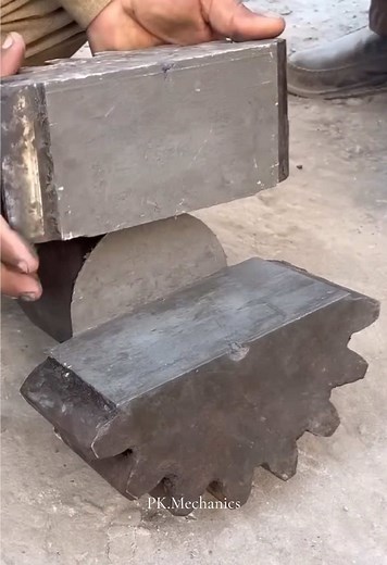 Master Mechanic Restores Destroyed Pinion Gear Perfectly