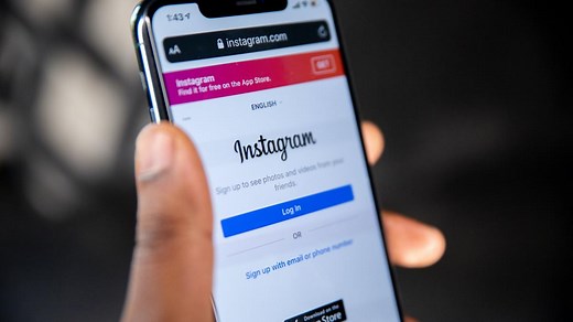 How to find an account on Instagram by phone number