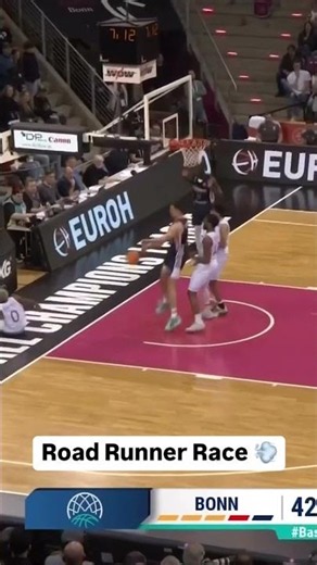 "This guy is a human highlight reel!" 🎥 #BasketballCL