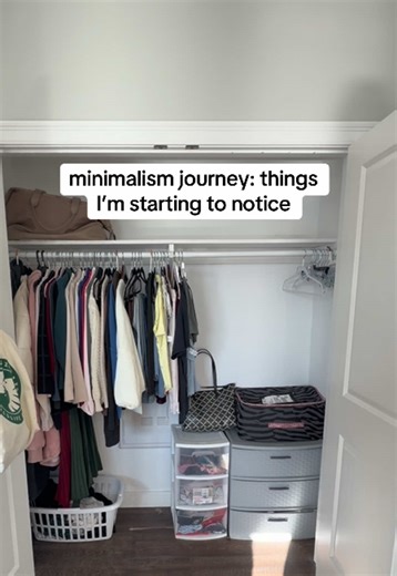 Minimalism Journey: Embracing Simplicity and Decluttering